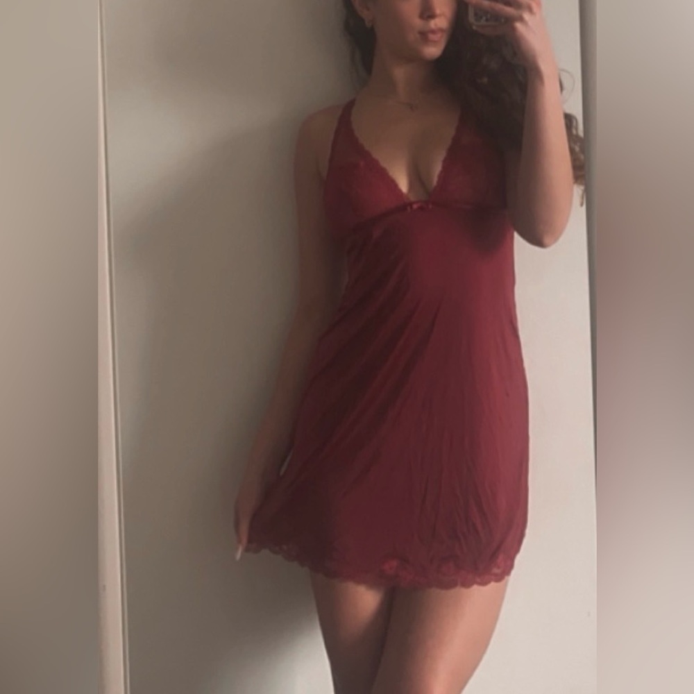 Y2K Victoria’s Secret Very Sexy Collection Satin Lace Trim V Neck Low Back Slip - Picture 1 of 12